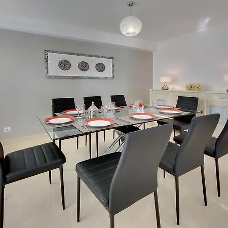 Vila Machado By Popular Villas