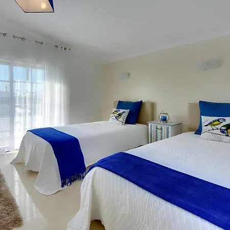 Machado By Popular Villas Vila