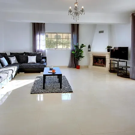 Machado By Popular Villas *