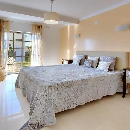 Villa Machado By Popular Villas Albufeira